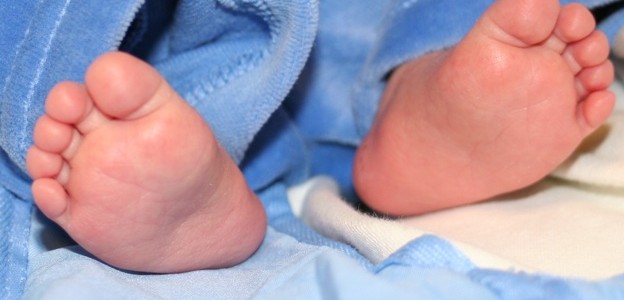 baby feet