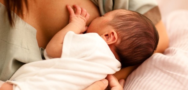 breastfeeding newborn