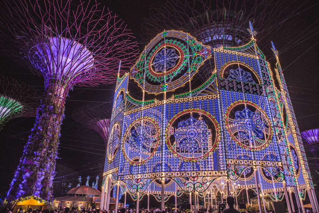 Christmas Wonderland 2016 at Gardens by The Bay: A Guide for Families