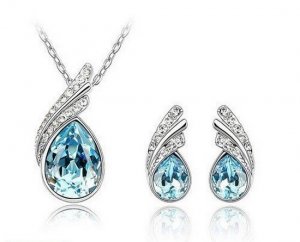 Pendant&Earrings.jpg