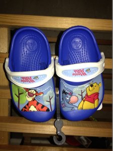 Crocs - Winnie the Pooh.JPG