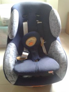Aprica Baby Car Seat.jpg