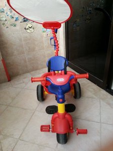 Little Tikes Tricycle (front view).jpg