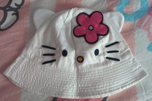Hat-Hello Kitty-Front.jpg