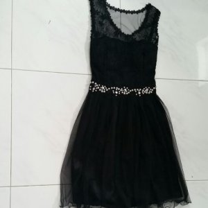 sexy_black_dress.jpg