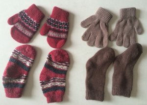 winter socks and gloves_1.JPG winter socks and gloves_1.JPG