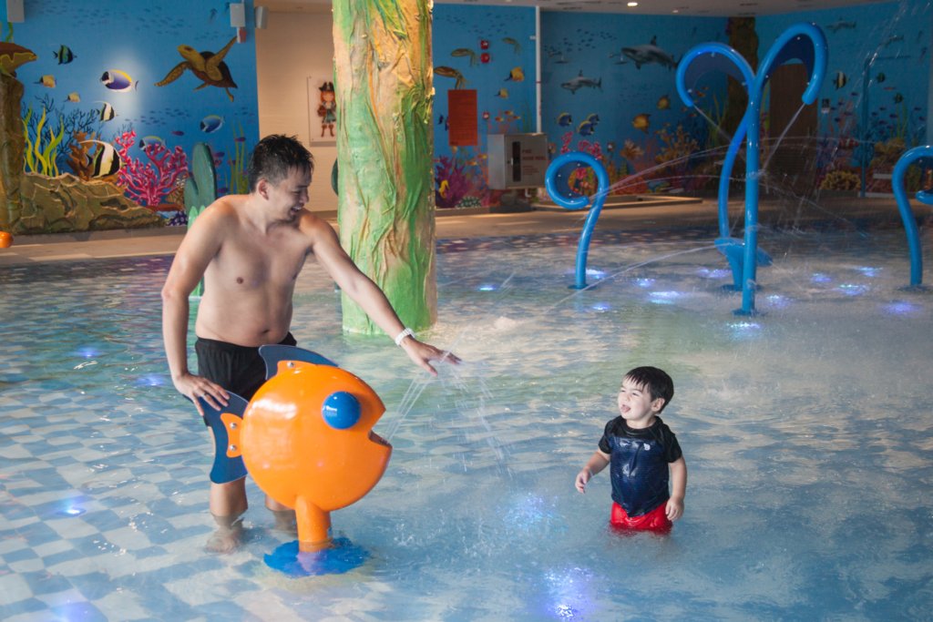 Splash@Kidz Amaze Indoor Water Playground water guns