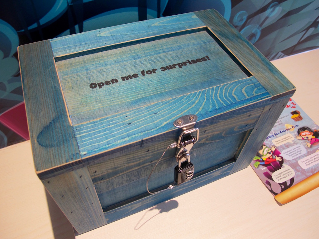 Treasure chest at D'Resort Rainforest Aquarium-themed room