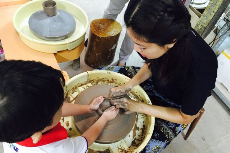 June school holidays - pottery