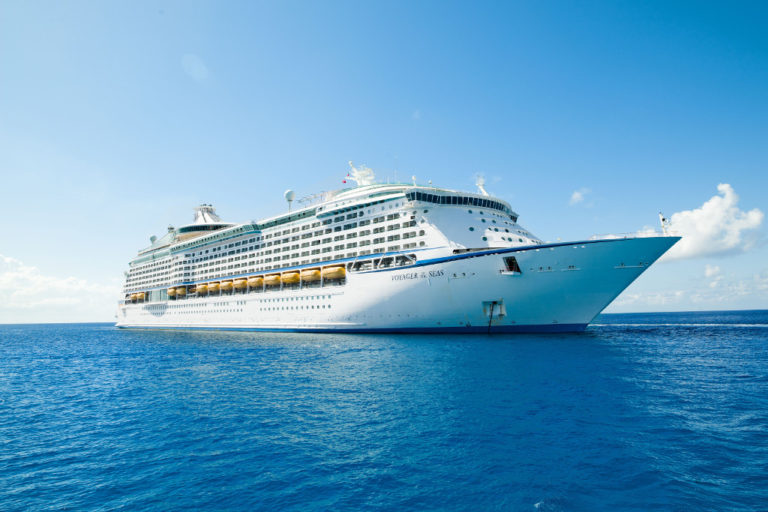 family cruises - voyager of the seas