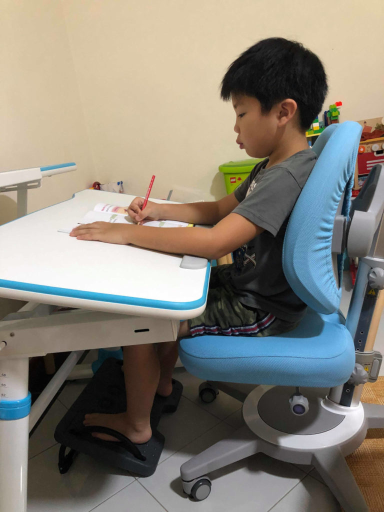 ergonomic chair for kids