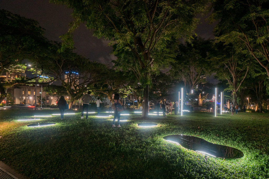 Light to Night Festival 2020 - between two worlds at esplanade park
