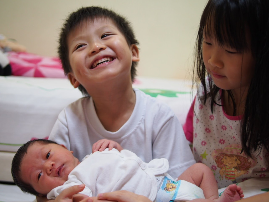 Lucian Teo's kids
