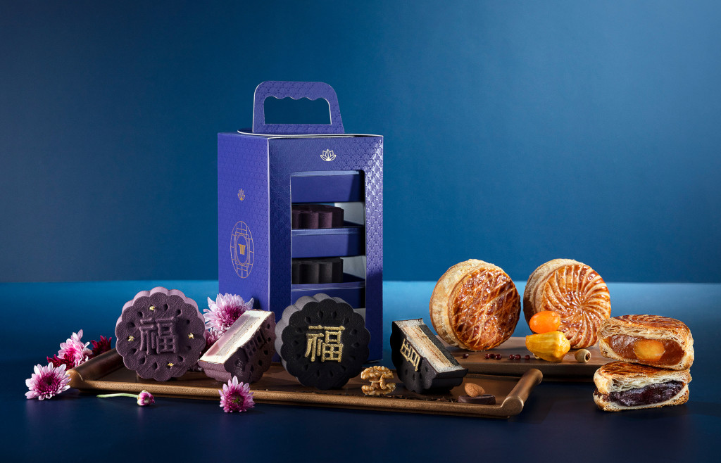 Chocolate-covered Black Sesame Mooncake – Marina Bay Sands