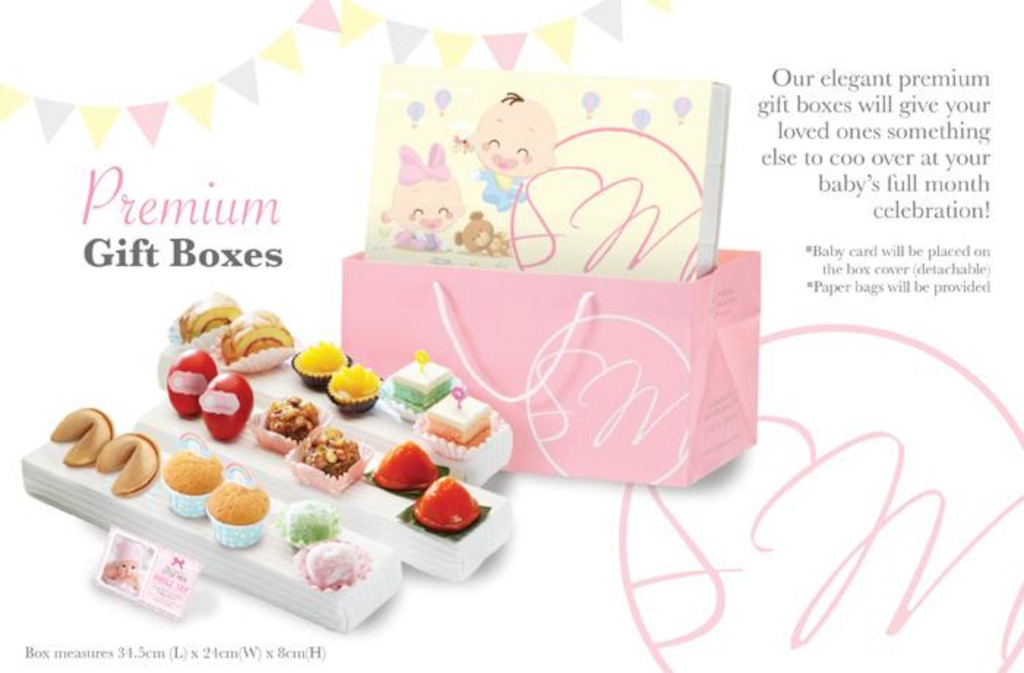 baby full month cakes - Sweetest Moments