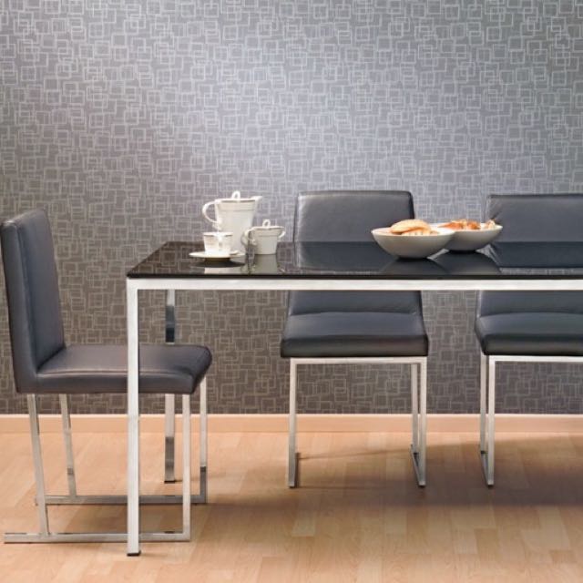 cellini_dining_table.jpg