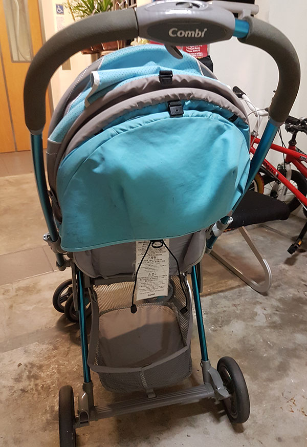 Combi Stroller 3.jpg