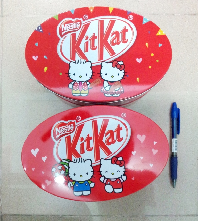 kit kat containers.jpg