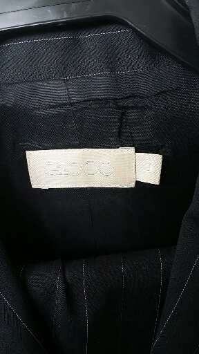 Ladies suit G2000 pinstripe label.jpg