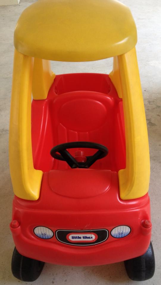 Little Tikes coupe red n yellow front.jpg