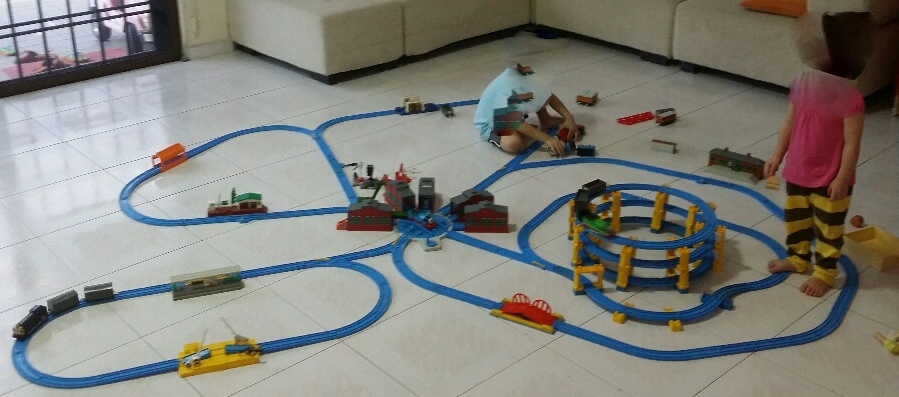 Thomas Train3.jpg
