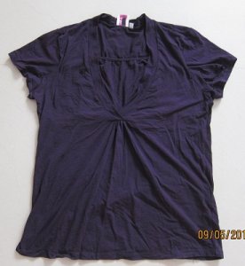 NURSING Bloom Nursing Top Purple Large $10 includes normal postage.jpg