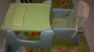 2013-01-08-mamalove convertible high chair.jpg