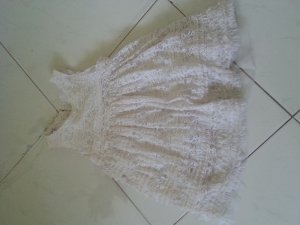 White dress [800x600].jpg