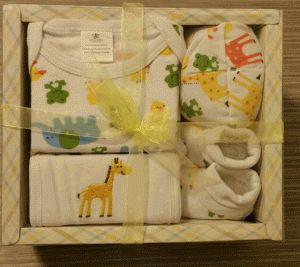 Shears 4pc Baby Gift Set - 1.gif