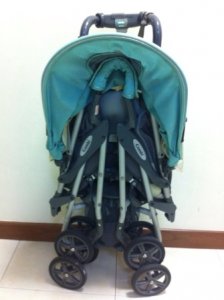 combi stroller3.jpg