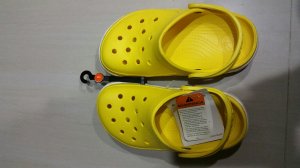 Crocs J1 Yellow front.jpg
