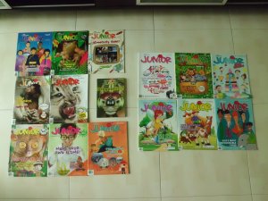 Book - Magazines Asian Geographic Junior 2010 - 2015.JPG