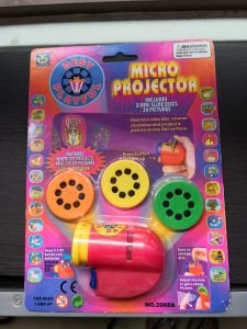 new microprojector toy -$2.jpg