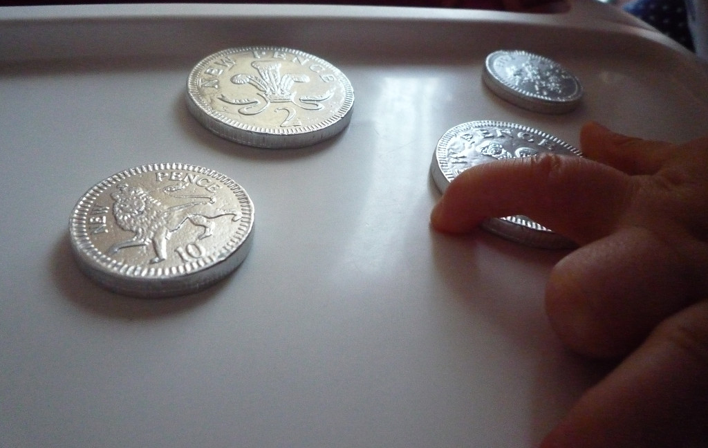 toddler-activities-chocolate-coins