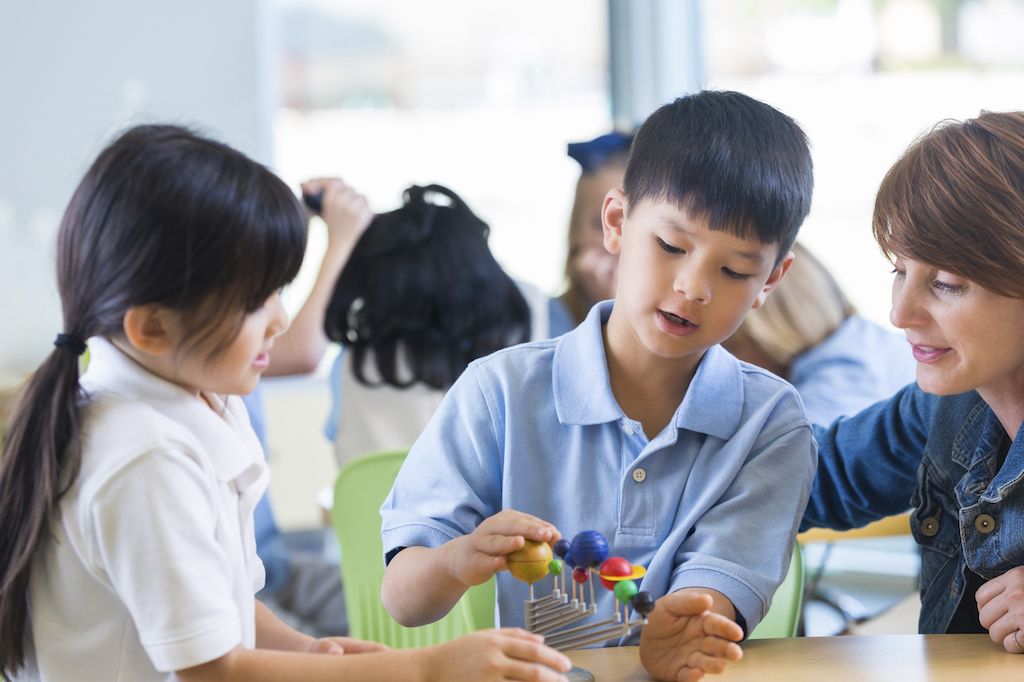 8 Tips on Choosing the Best Student Care Centre for Your Child -  SingaporeMotherhood.com