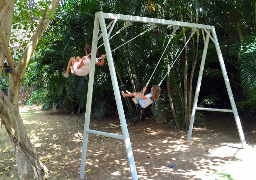 Padawan villa swings