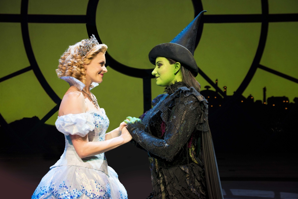 wicked-glinda-elphaba