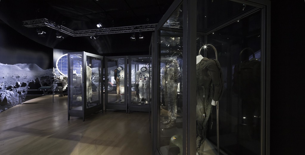 Space suits in Endurance gallery