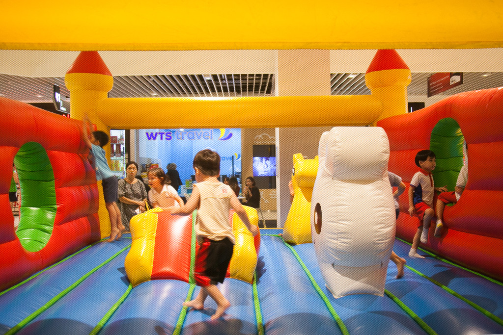 Our Tampines Hub: Massive Rooftop Swimming Complex and other Facilities