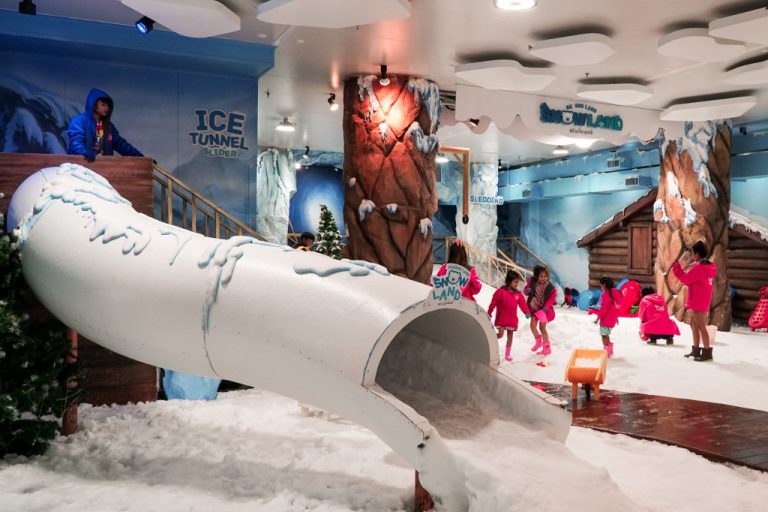 things to do in Pattaya - harborland snowland