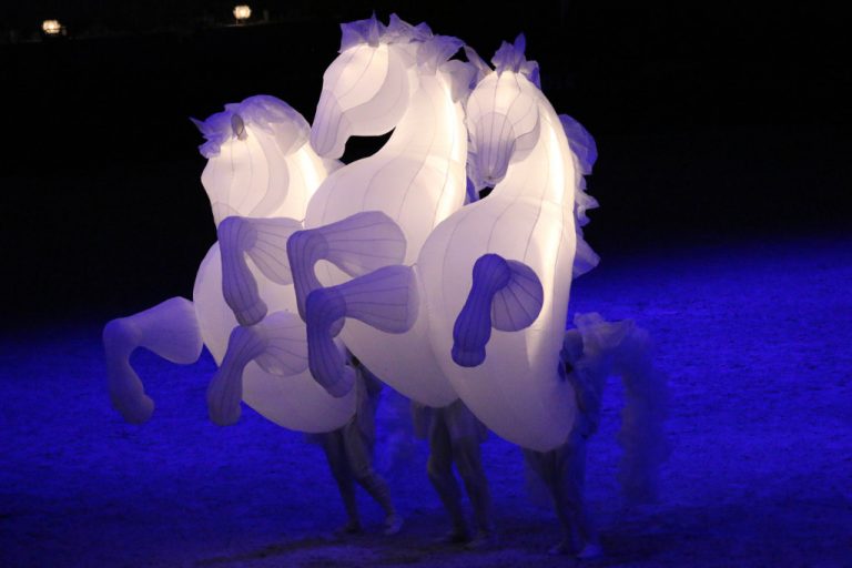 Singapore Night Festival 2018 - FierS a Cheval
