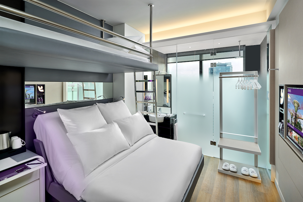 YOTEL - Queen with Bunk Cabin