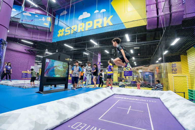 SuperPark Singapore - trampoline