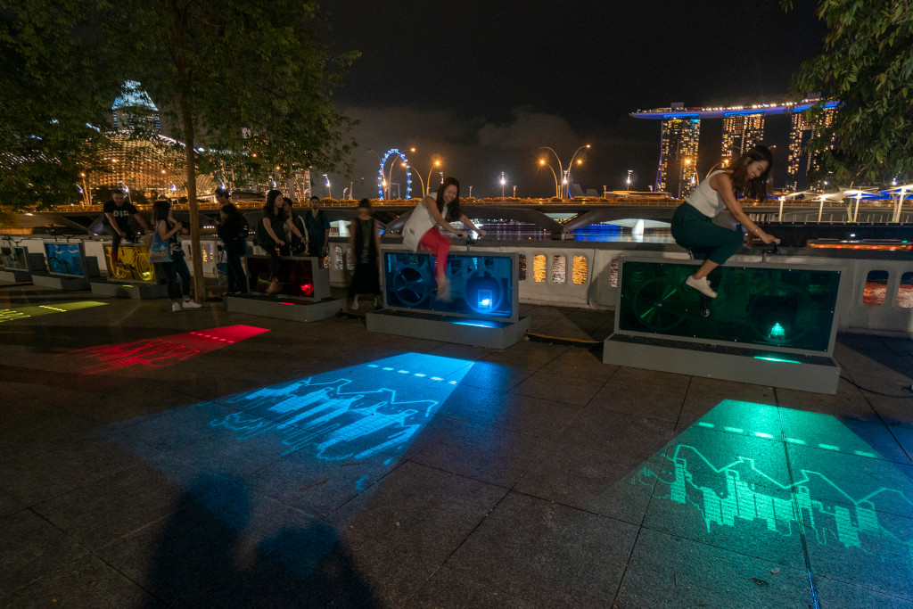 Light to Night Festival 2020 - light lane at esplanade park
