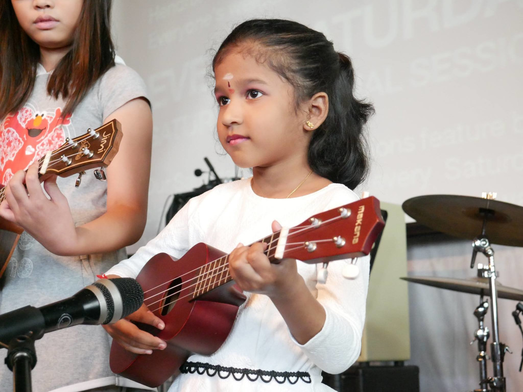 ukulele lessons for kids at The Music Lab