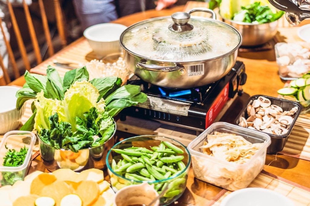 CNY goodies pregnant women should avoid - hotpot