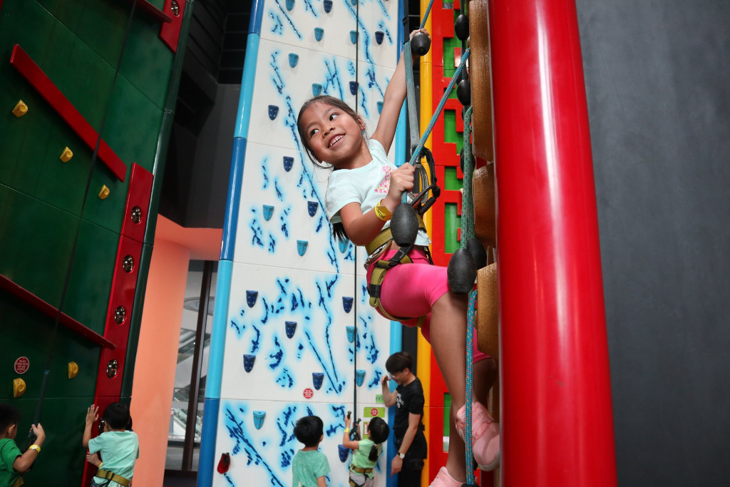 rock climbing for kids at Clip 'n Climb