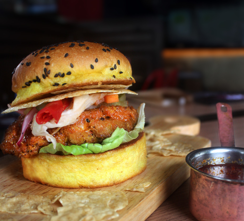 The Chicken Rendang Burger – 25 Degrees