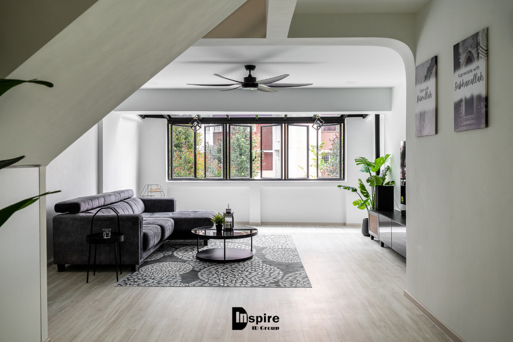 Multigenerational Green Living - living room