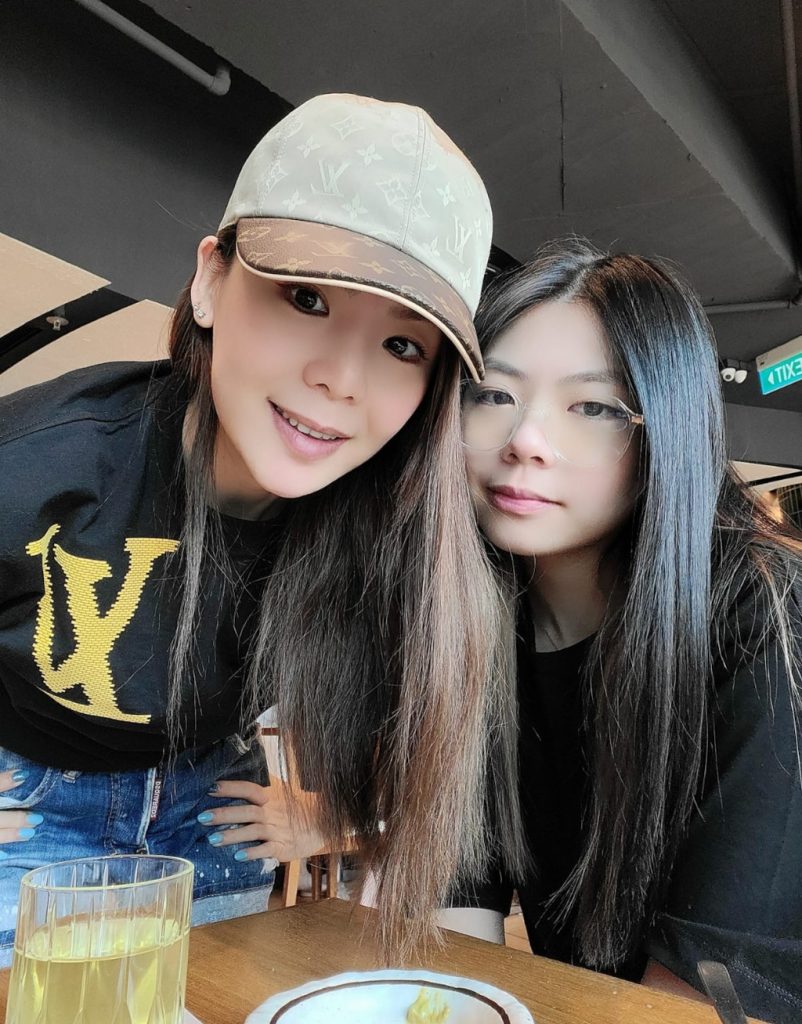 Andrea Chow & daughter Janelle